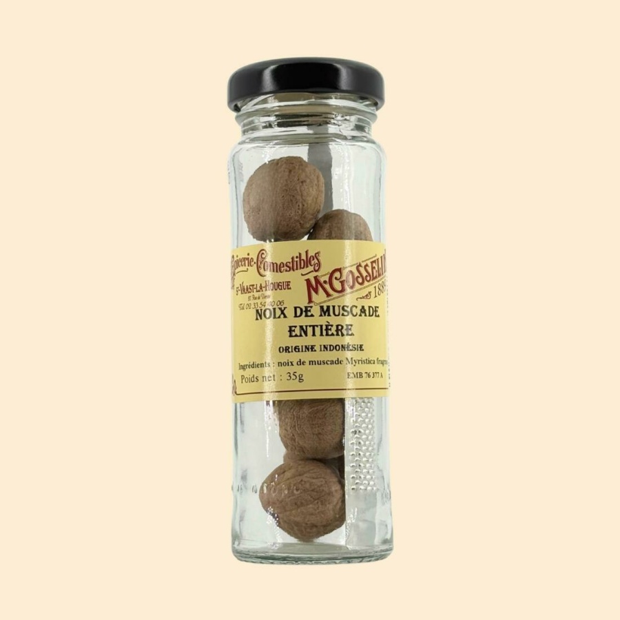 Noix de muscade entière