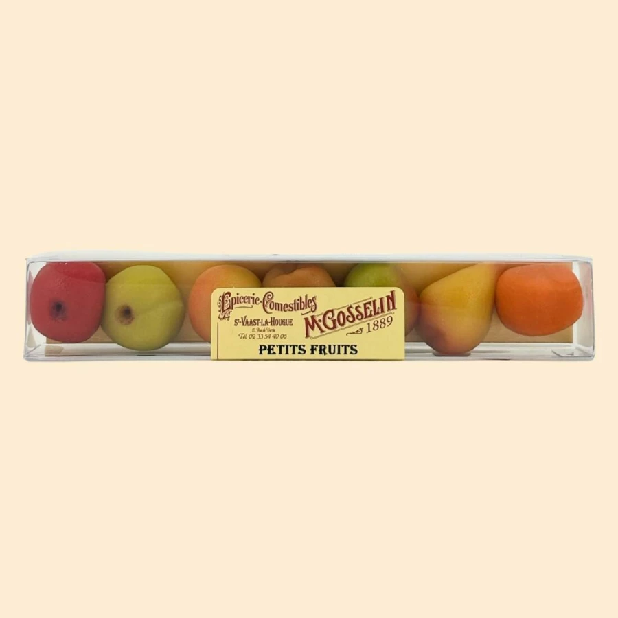 Petits fruits en pâte d'amande